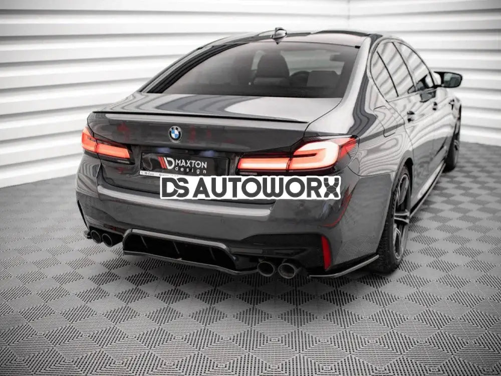 Maxton Design Central Rear Splitter BMW M5 F90 17-19 Secondary image