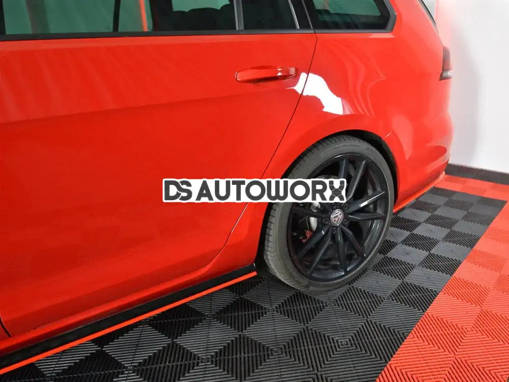 Maxton Design Rear Side Splitters V.2 Volkswagen Golf R 7.5 Estate 01-19 Secondary image
