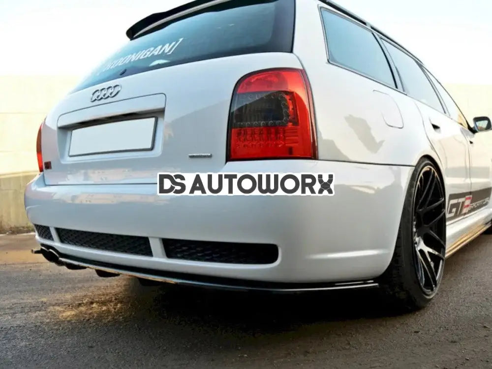 Maxton Design Rear Splitter Audi RS4 B5 With A Vertical BAR