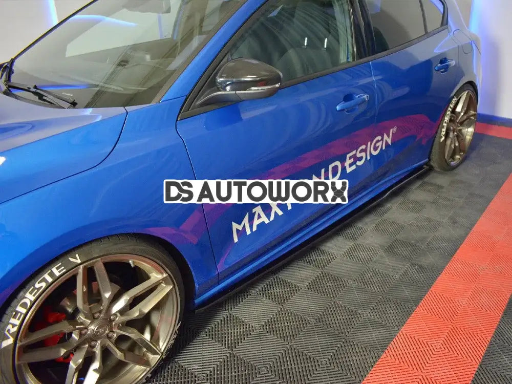 Maxton Design Side Skirts Diffusers V.3 Ford Focus MK4 ST ST-Line