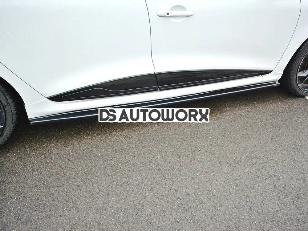 Maxton Design Side Skirts Splitters Renault CLIO MK4 RS 13-19
