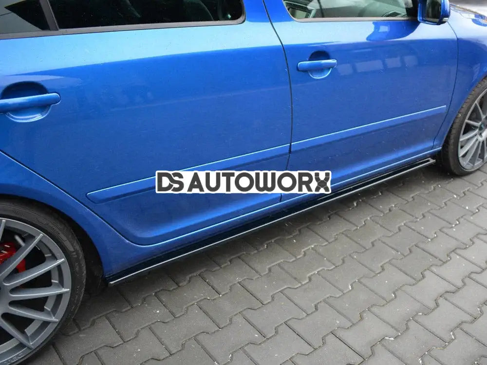 Maxton Design Side Skirts Splitters Skoda Octavia MK2 VRS Facelift 09-13 Secondary image