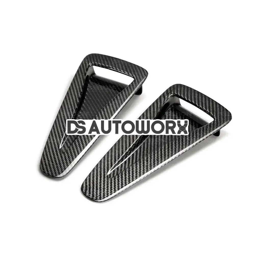 Seibon OEM-Style Carbon Fibre Air Duct Nissan R35 GT-R 09-20 Main image